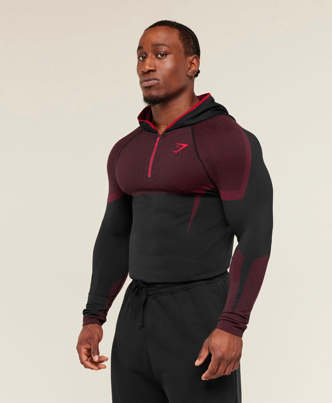 Onyx 5.0 Seamless Hoodie Black/Carmen Red