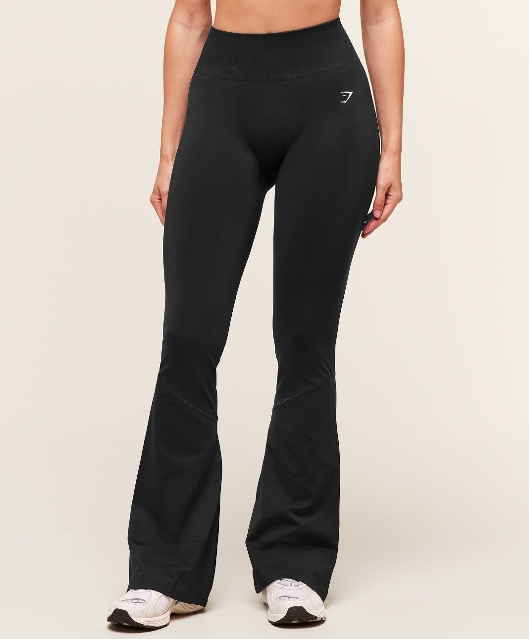 Everyday Seamless Flared Leggings Black