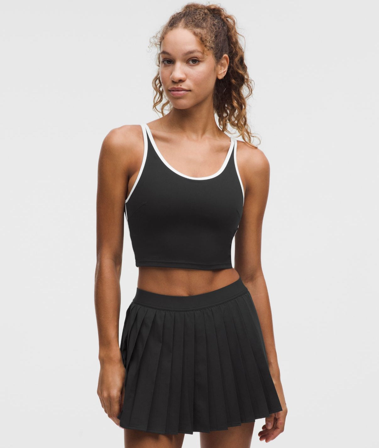 Scoop-Neck Cutout Tennis Tank Top Medium Support B/C Cup Black/White