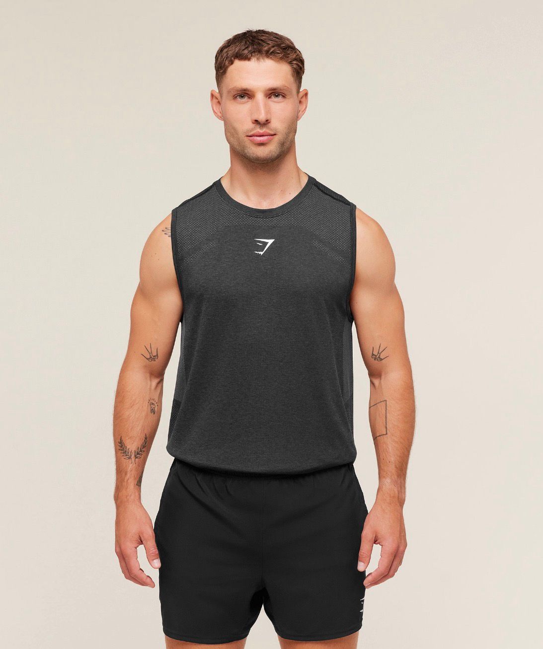 Lightweight Seamless Tank Black Silhouette Grey