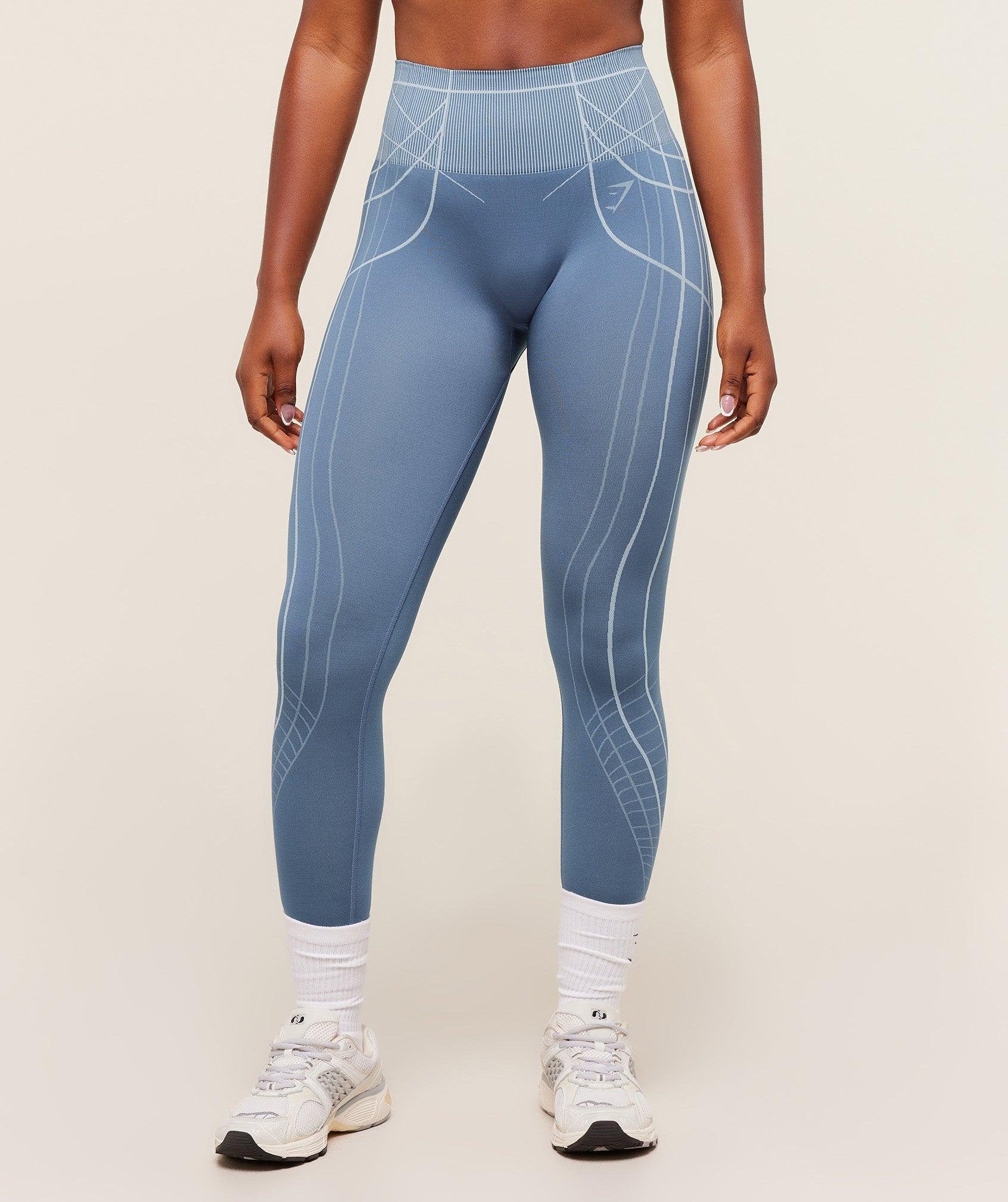 Apex Seamless Worn/Gentle Blue
