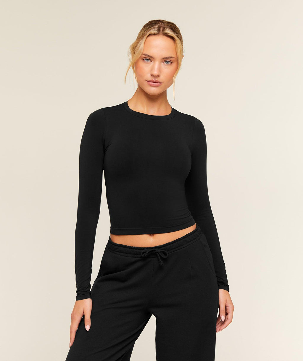 Featherform Long Sleeve T-Shirt Black